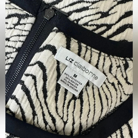 NWT Liz Claiborne M Black White Boat Neck Back Zip Zebra Print Pullover Sweater - Picture 4 of 6